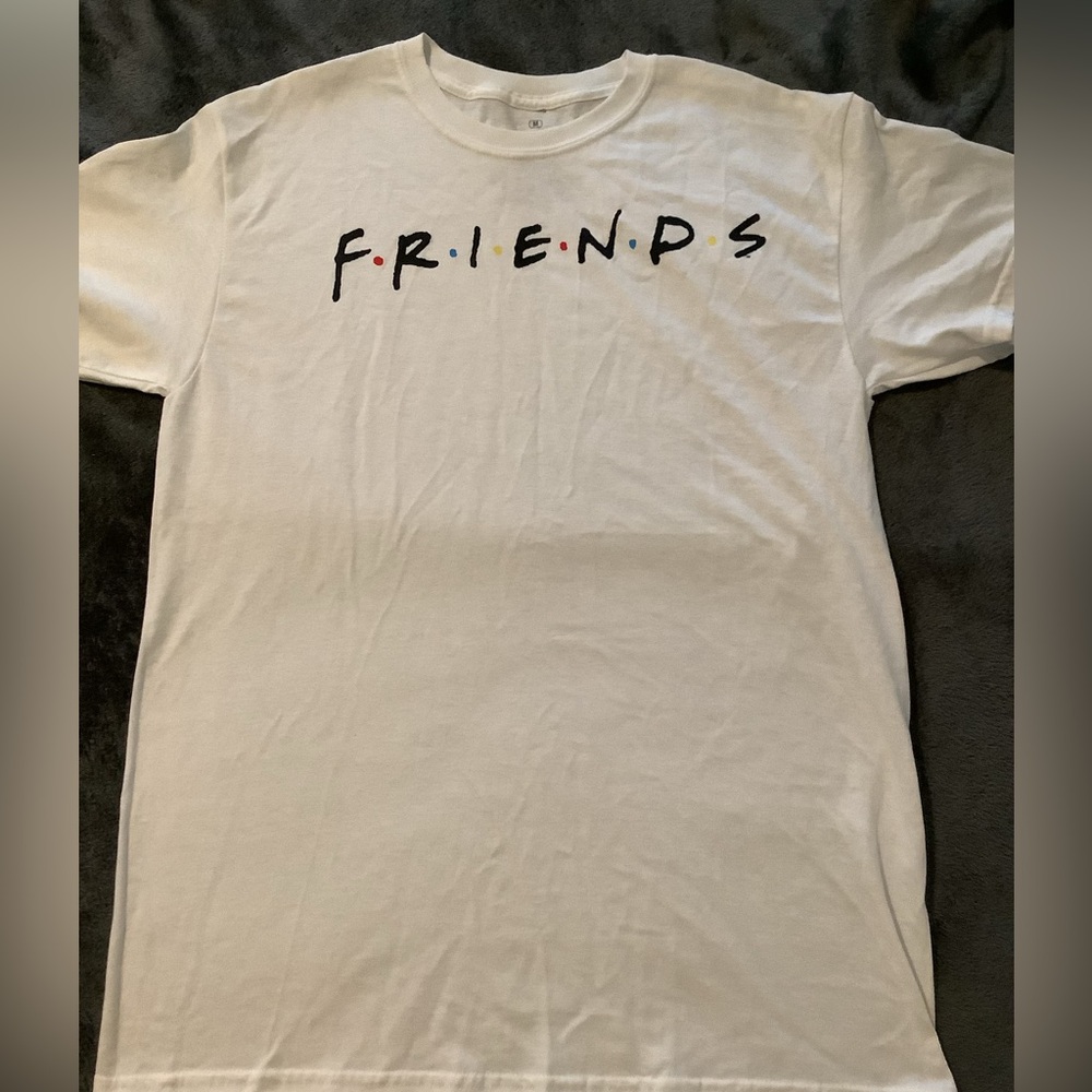 FRIENDS White Graphic Tee (unisex)